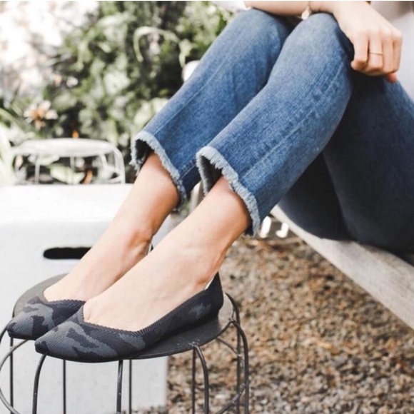 Rothy's Retired Pointed Toe Gray Camo Flats 7.5 - Picture 1 of 8